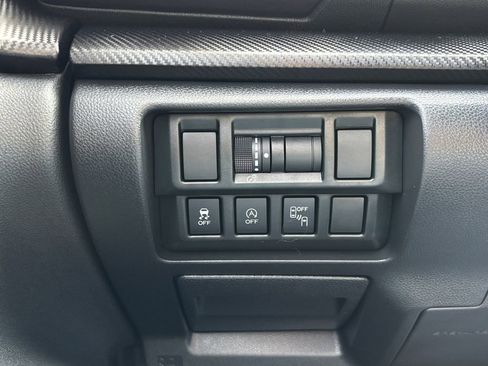 Used 2021 Subaru Crosstrek 2.0i Premium w/ Moonroof Package AWD/4WD image 22