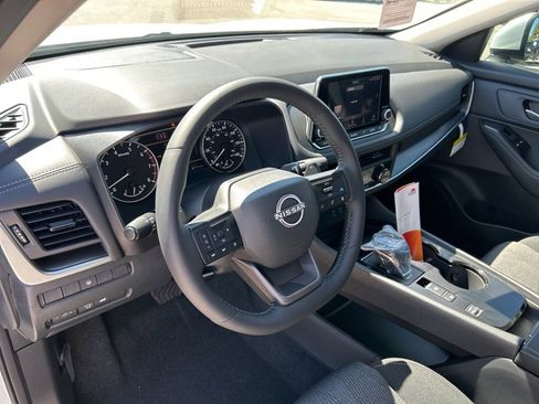 New 2026 Nissan Rogue SV FWD image 22