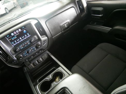 Used 2016 Chevrolet Silverado 2500 LT w/ Midnight Edition AWD/4WD image 11