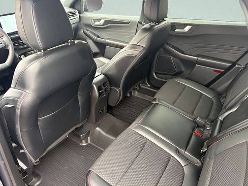 Used 2025 Ford Escape ST-Line w/ Tech Pack #1 AWD/4WD image 5