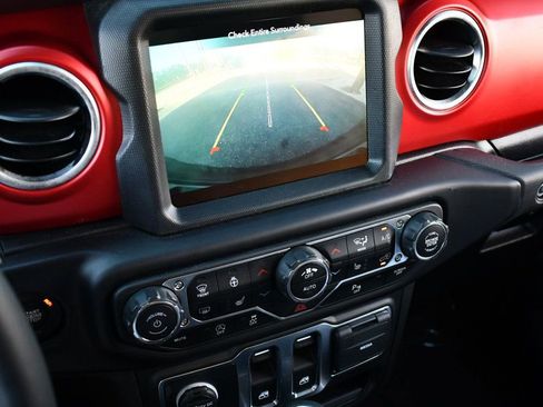 Used 2022 Jeep Wrangler Rubicon w/ Steel Bumper Group image 51