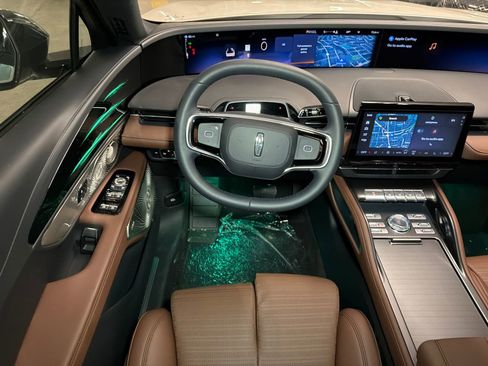 New 2026 Lincoln Nautilus Reserve AWD/4WD image 20