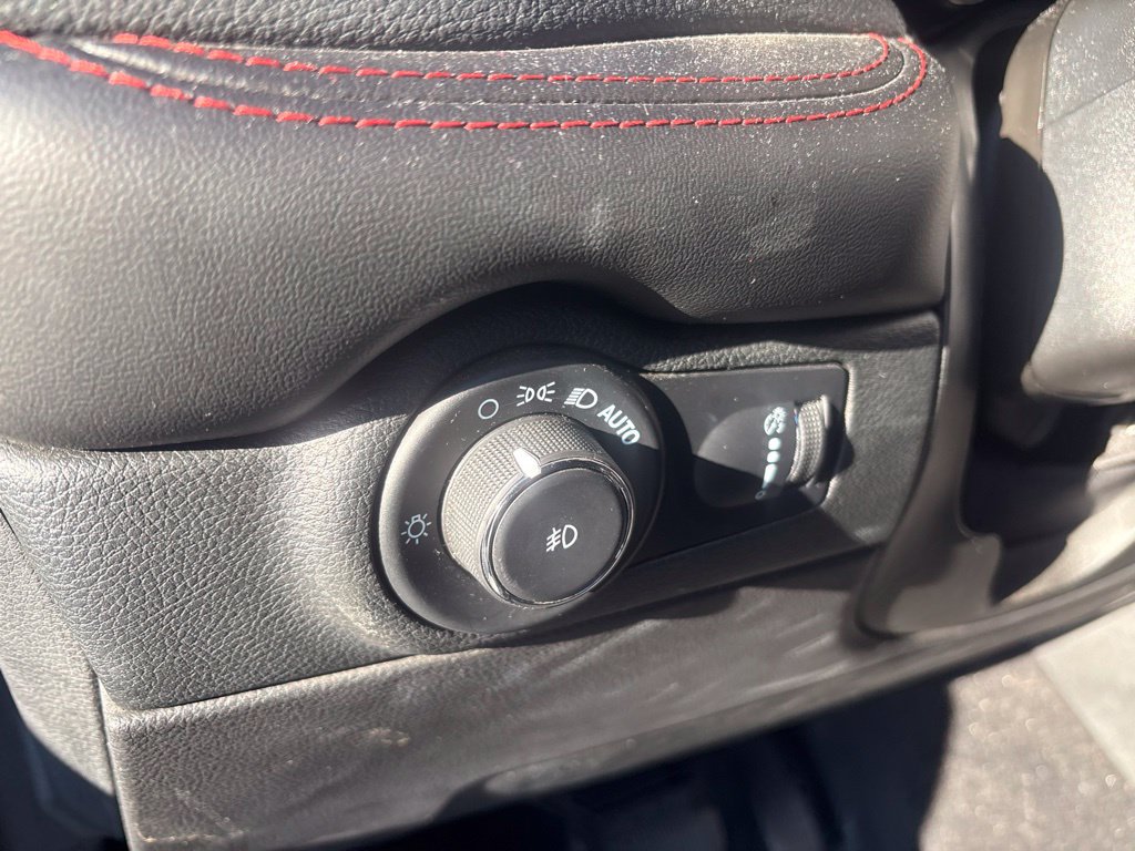 Used 2023 Dodge Durango R/T AWD/4WD image 19