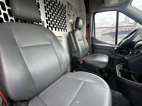 Used 2019 Ford Transit 150 148 Medium Roof image 18