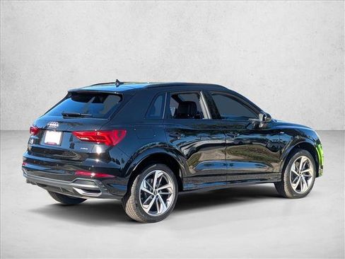 New 2025 Audi Q3 2.0T Premium image 2