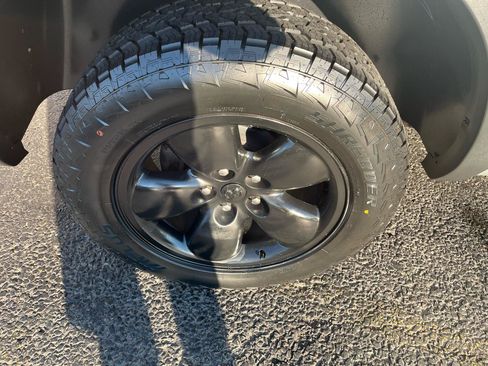 Used 2012 RAM 1500 Classic SLT AWD/4WD image 12