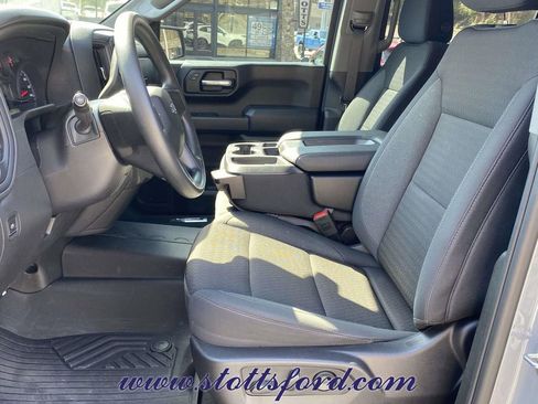 Used 2025 Chevrolet Silverado 1500 Custom Trail Boss w/ Dark Appearance Package image 14