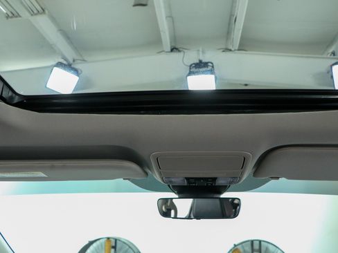 Used 2025 Honda Odyssey EX-L image 21