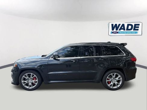 Used 2015 Jeep Grand Cherokee SRT w/ Luxury Group II AWD/4WD image 8