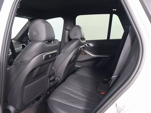 Used 2024 BMW X5 sDrive40i w/ Premium Package RWD image 11
