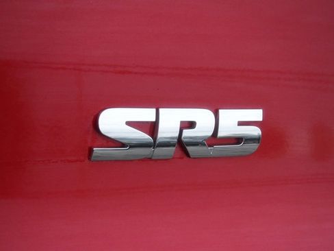 Used 2020 Toyota 4Runner SR5 image 5