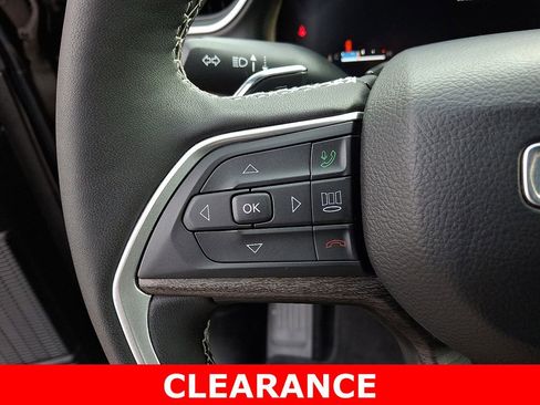 Used 2025 Jeep Grand Cherokee L Limited w/ Black Appearance Package image 21