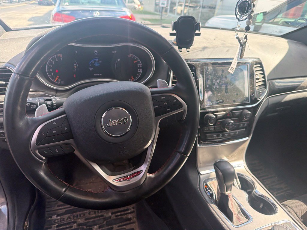 Used 2019 Jeep Grand Cherokee Trailhawk AWD/4WD image 4