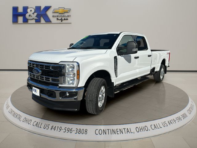 Used 2024 Ford F250 XLT w/ FX4 Off-Road Package AWD/4WD image 3
