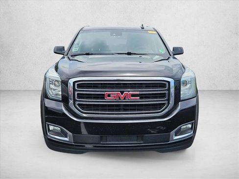 Used 2020 GMC Yukon XL SLT w/ Open Road Package RWD image 2