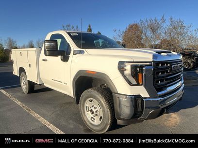 New 2025 GMC Sierra 2500 Pro w/ Convenience Package