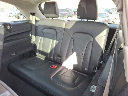 Used 2012 Audi Q7 3.0T Premium w/ Audi MMI Navigation Plus image 8