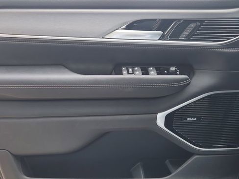 New 2026 Jeep Grand Wagoneer Limited AWD/4WD image 17