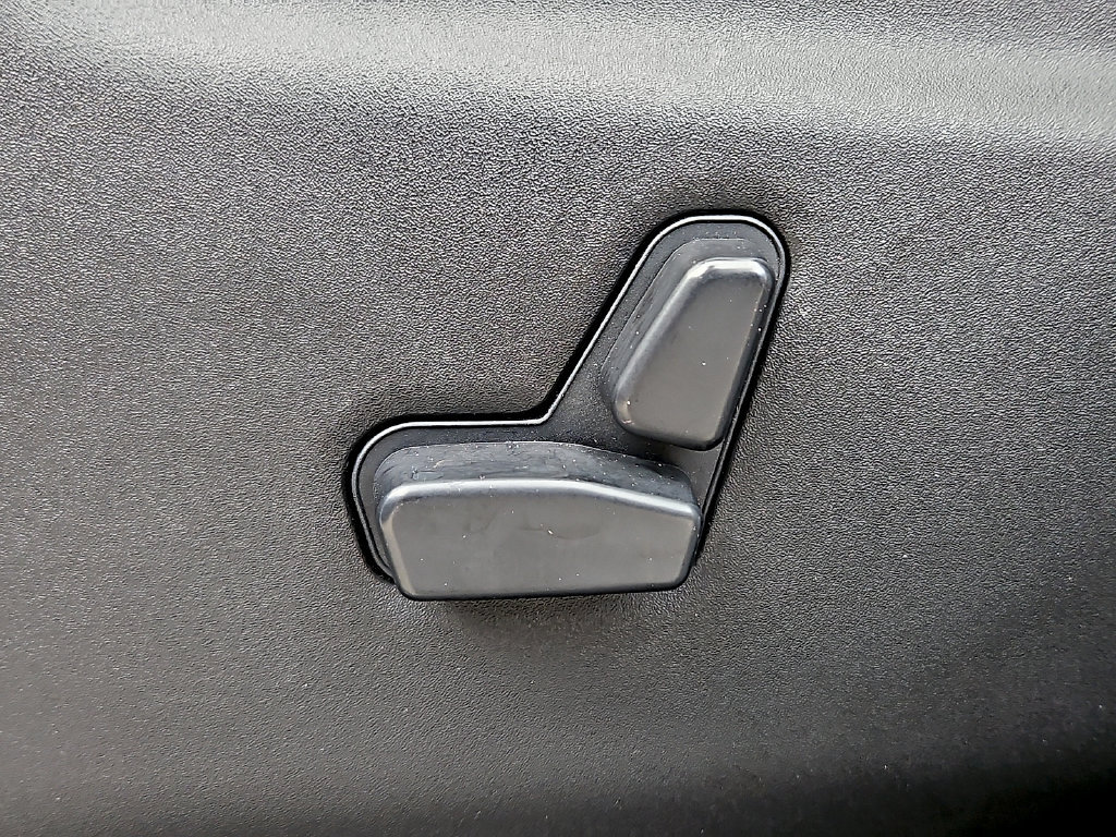 Used 2023 Dodge Durango GT AWD/4WD image 31