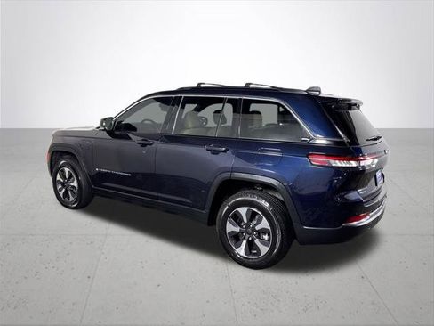 Certified 2024 Jeep Grand Cherokee Limited 4xe w/ Luxury Tech Group II AWD/4WD image 9