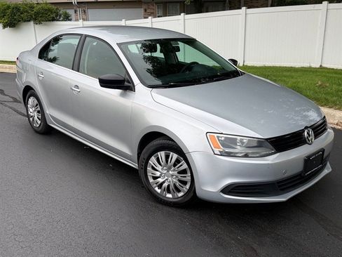 Used 2014 Volkswagen Jetta S FWD image 1