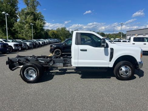 Used 2026 Ford F350 XL w/ XL Chrome Package AWD/4WD image 6