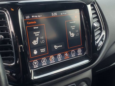 Used 2019 Jeep Compass Limited AWD/4WD image 19