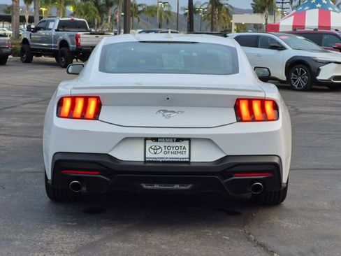 Used 2024 Ford Mustang Premium image 7
