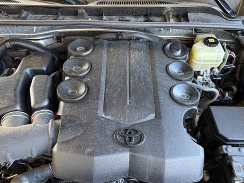 Used 2021 Toyota 4Runner TRD Off-Road Premium image 32