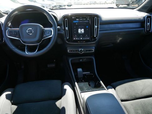 Certified 2023 Volvo C40 P8 Recharge Ultimate AWD/4WD image 12