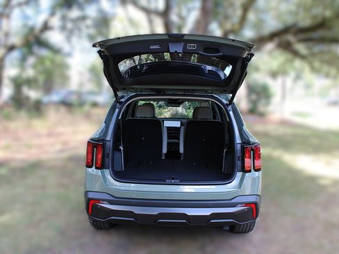 New 2026 Kia Sorento X-Line EX image 9