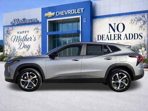 New 2026 Chevrolet Trax RS w/ Driver Confidence Package FWD image 3
