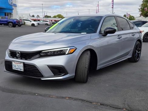 Used 2023 Honda Civic Sport image 8