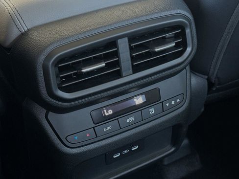 New 2025 Honda Pilot EX-L image 13