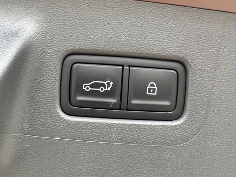 Used 2025 Hyundai Santa Fe Calligraphy image 16