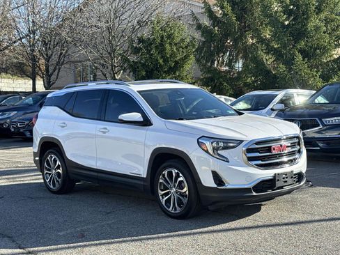 Used 2021 GMC Terrain SLT w/ Infotainment Package II image 7