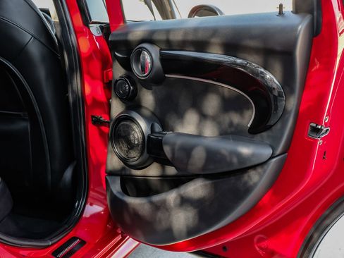 Used 2015 MINI Cooper S image 43