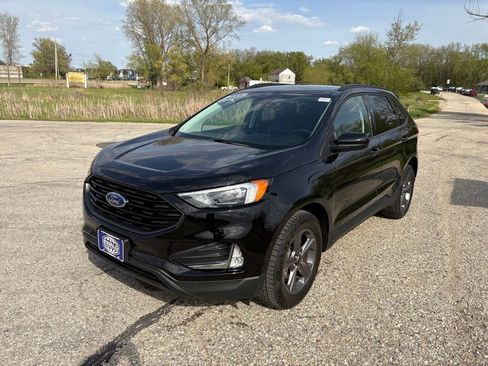 Certified 2023 Ford Edge SEL w/ Sport Appearance Package AWD/4WD image 6