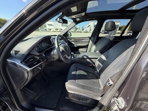 Used 2018 BMW X5 sDrive35i w/ M Sport Package image 5