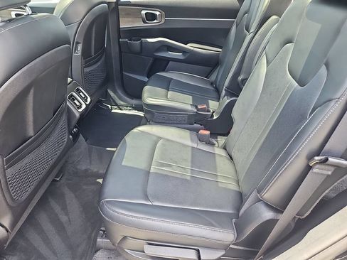 Certified 2023 Kia Sorento X-Line EX AWD/4WD image 33