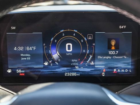 Used 2025 Chevrolet Traverse LT w/ Driver Confidence Package FWD image 21