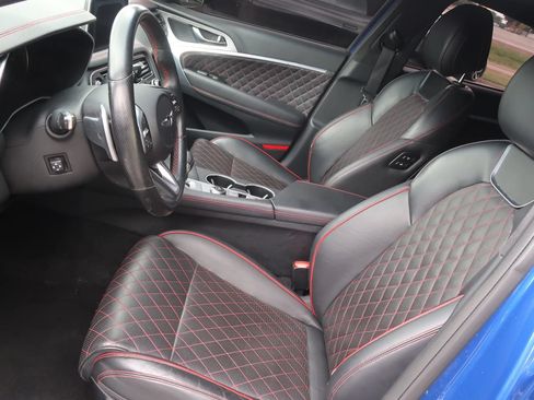 Used 2019 Genesis G70 2.0T Advanced w/ Sport Package AWD/4WD image 18