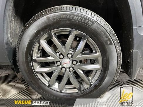 Used 2017 GMC Acadia SLT FWD image 27