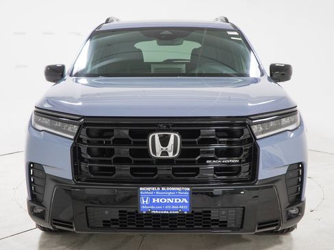 New 2026 Honda Pilot Black Edition image 2