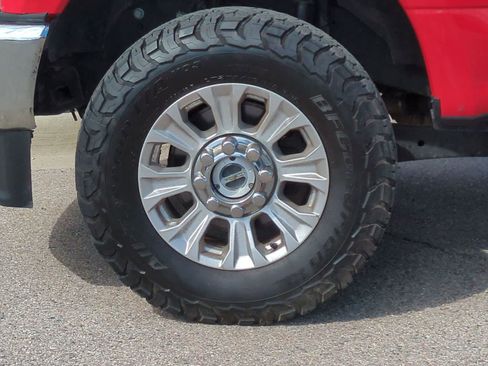 Used 2022 Ford F250 XL w/ STX Appearance Package image 14