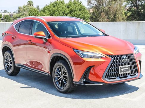 Certified 2024 Lexus NX 250 FWD image 3