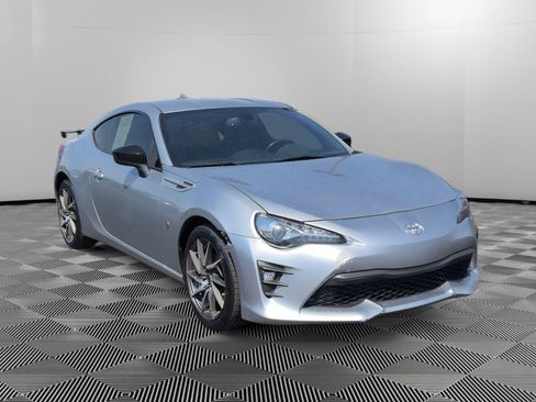 Used 2018 Toyota 86 RWD image 1