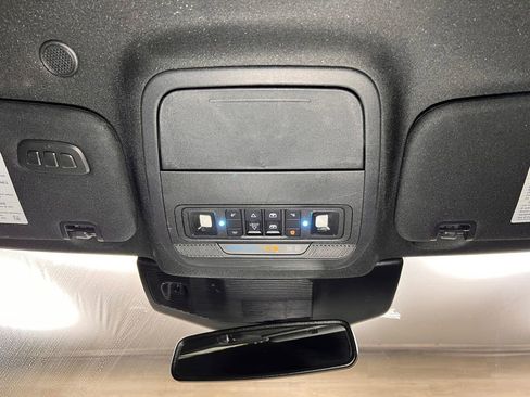 Used 2021 Ford Explorer ST image 16