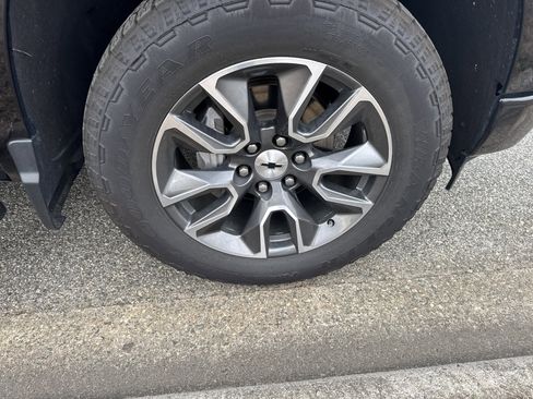 Certified 2023 Chevrolet Silverado 1500 RST image 12