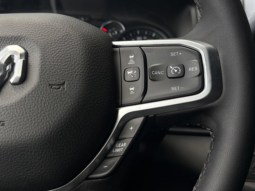 New 2026 RAM 3500 Big Horn AWD/4WD image 21